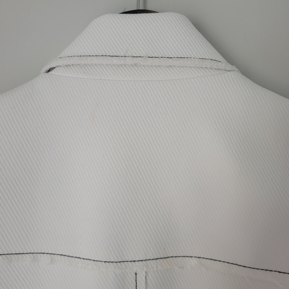 SOLD! TOPSHOP White Coat with Bold Black Stiching and Raw Unfinished Edge - Picture 9 of 16